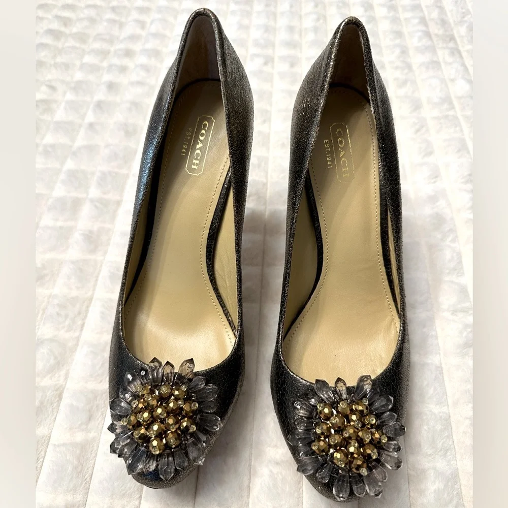 Coach Heels Size 8 - Picture 1 of 10